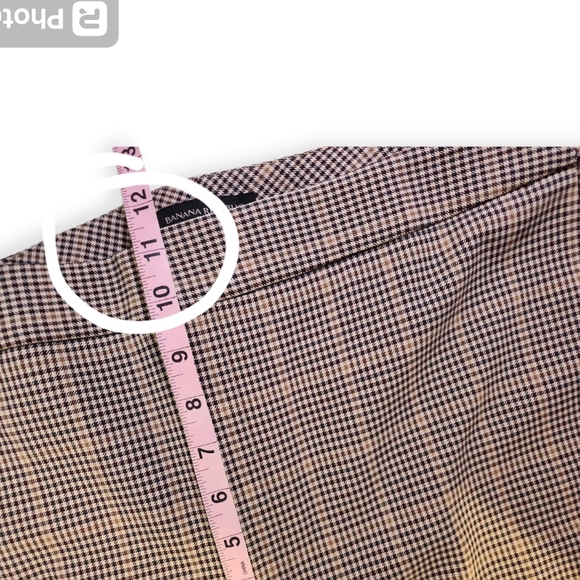 Banana Republic Highrise Flare - Picture 8 of 10